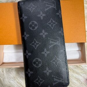 Louis Vuitton Eclipse Zippy monogram Black wallet with Box NFC - Microchip